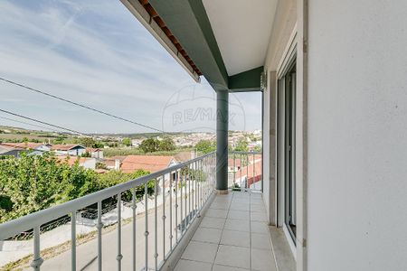 Moradia T3 em Lisboa - Photo 2