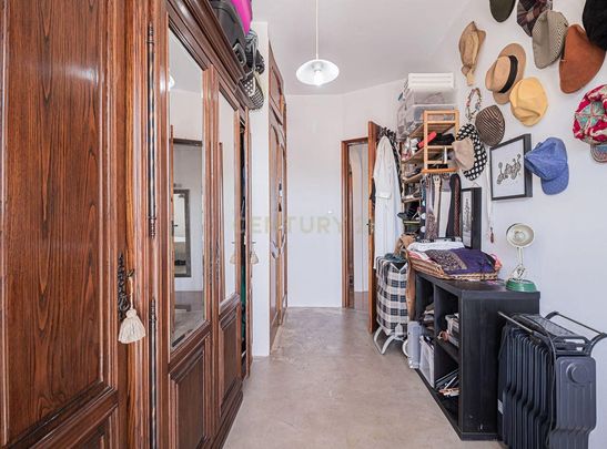 Almada, Setúbal Municipality - Photo 1