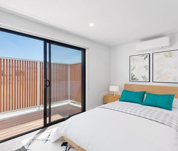 Stylish Coastal Living with a Private Rooftop Terrace - Photo 3