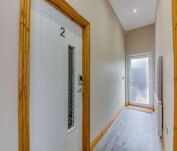 6 bed End Terraced House for Rent - Photo 1