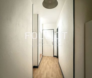 A LOUER Appartement Granville 2 pièce(s) 48.10 m2 - Photo 2