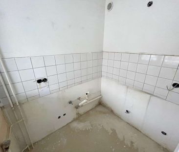 ger&auml;umige 1-Zimmer Wohnung f&uuml;r Selbstgestalter! - Foto 1