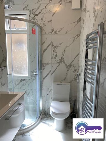 1 Bedroom Room in Flat Share To Rent - Photo 5