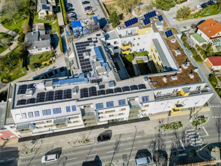 Dachgeschoss-Traum mit Parkblick: 4-Zimmer-Genossenschaftswohnung, westseitig und 2 Bäder! 29/2/14 - Photo 5