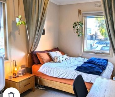 Hampton East - Photo 2