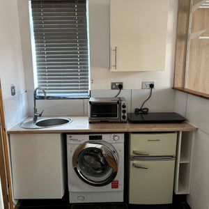 Studio Flat, West Bridgford, NG2 - Photo 2