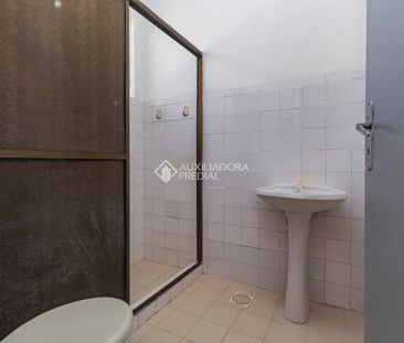 Apartamento com 1 quarto e 68m² para alugar em Passo da Areia, Port... - Photo 3