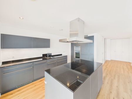 Modern Minergie 3.5-room apartment in the countryside and yet close to the city - Photo 4