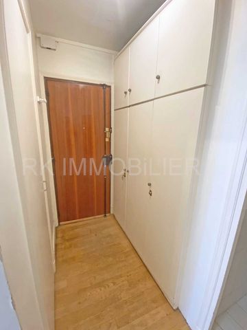 Appartement sur Paris 08 - Photo 3