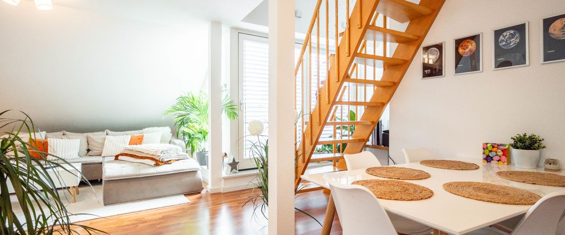 Tolle Maisonettewohnung mit Balkon, Einbauküche und Carport im schönen Bielefeld Heepen - Photo 1
