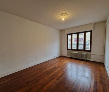 Location Appartement 3 pièces 80m² CHAMBERY 73000 - Photo 3
