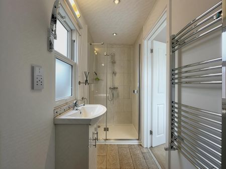 Studio to rent - Photo 5