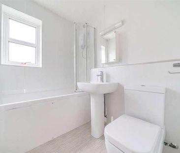 Blenheim Close, Peasedown St. John, Bath, Somerset, BA2 - Photo 5