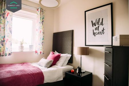 3 bedroom terraced house to rent - Photo 5