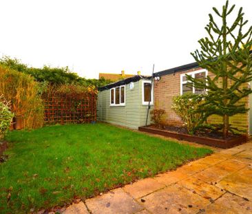 3 bedroom semi-detached house to rent - Photo 6