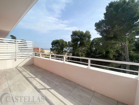 Location Appartement 3 pièces 65m² LA CIOTAT 13600 - Photo 5