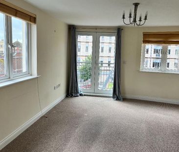 2 bedroom flat to rent - Photo 5