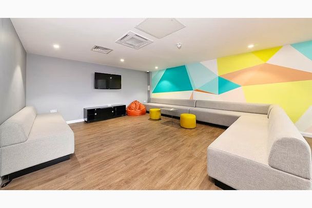 Silver en-suite - Photo 1