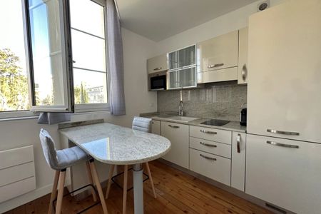 Deux pièces neuf en dernier étage immeuble bourgeois à CImiez - Photo 5