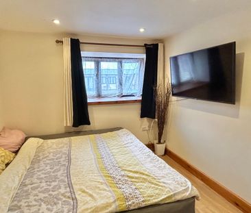 2 bedroom Two Bedroom Barn Conversion to rent - Photo 6