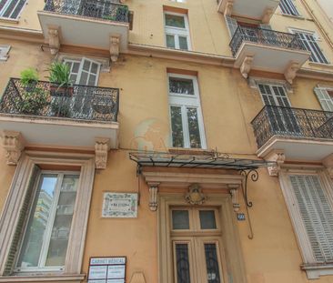 Location Appartement 1 pièce 21m² CANNES 06400 - Photo 3