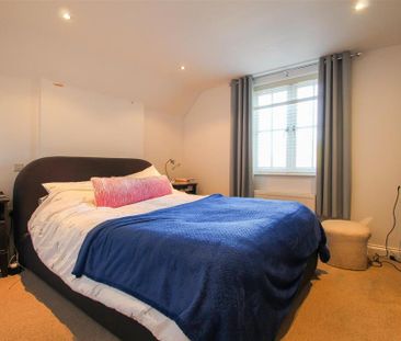 3 bedroom semi-detached house to rent - Photo 6