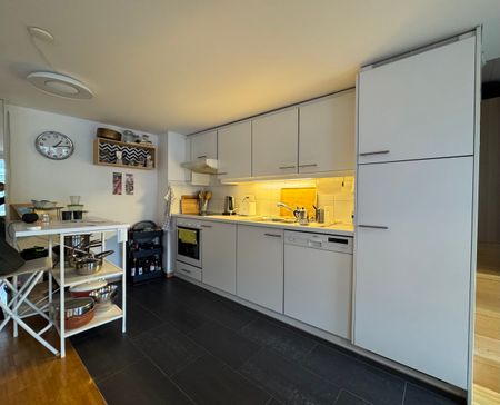 Charming 2.5-room apartment in the city center of Lausanne - Photo 3