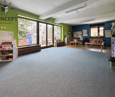 Dom pod działalność usługową - Wynajem - Photo 2