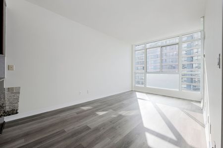 For Lease - 225 Webb Drive Unit# 719, Mississauga, Ontario - Photo 4