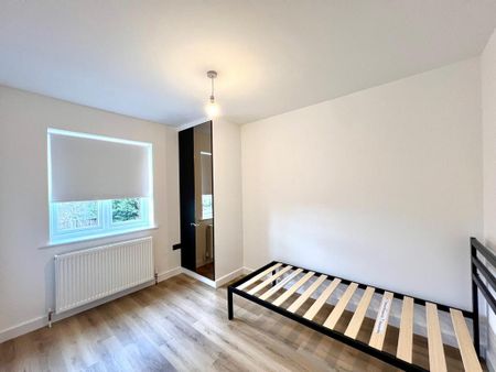 7 bedroom semi-detached house to rent - Photo 2