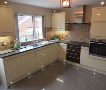 28 Claremont Drive, Moira, Craigavon, BT67 0SE - Photo 3