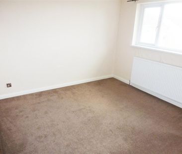 Ninian Road - Photo 2