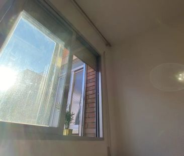 Room in a shared 4-bedroom apartment for rent in Entrevías, professionals only - Foto 3