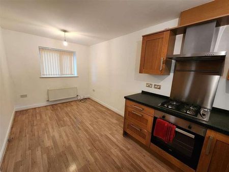 Heatley Gardens, Bolton, BL5 - Photo 2