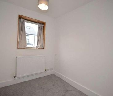 Albion Road, St Albans, AL1 - Photo 2