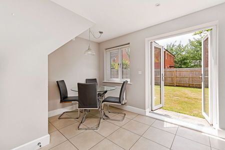 Lankester Close, CM22, Bishop'S Stortford - Photo 5