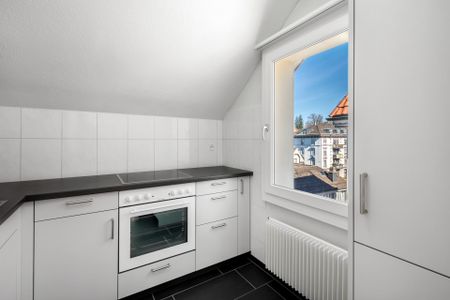 Ihr neues Zuhause - gemütliche Dachwohnung - Photo 2