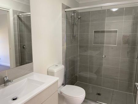 NEAR NEW TWO BEDROOM GRANNY FLAT - Photo 5