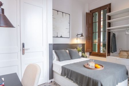 Carrer de lEscorial, Barcelona, Catalonia 08024 - Photo 5