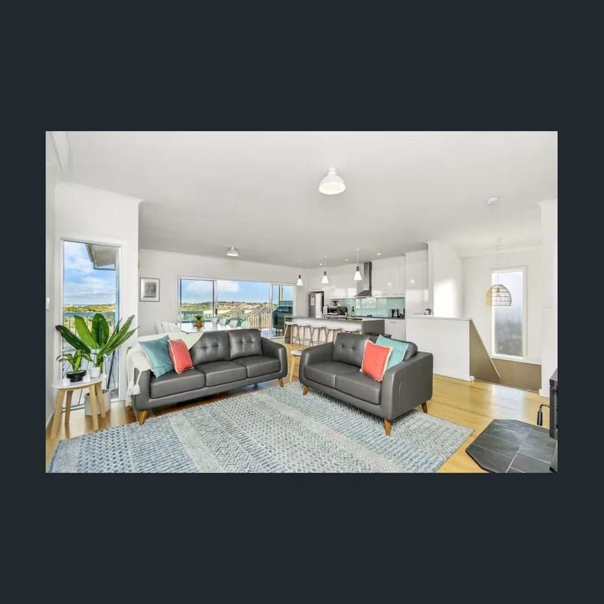 Spacious Coastal Family Home with Stunning Beach Views - Photo 1