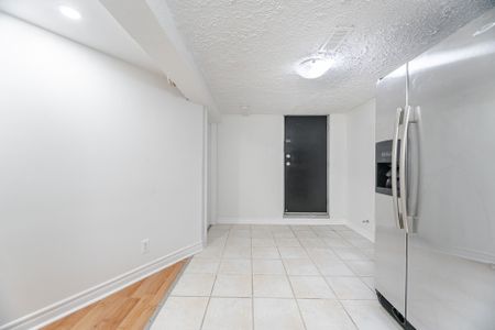 For Lease - 400 Glenholme Avenue Unit# Lower B, Toronto, Ontario - Photo 3