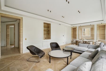 Tout savoir sur cet appartement dans le quartier Triangle d'Or, à Paris 8ème - Photo 2