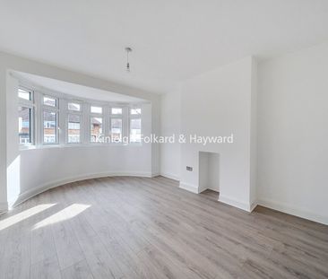 Christian Fields, London, SW16 - Photo 2