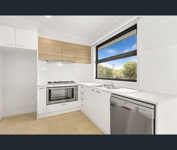 1/52 Newcastle Street, Preston, Vic 3072 - Photo 5