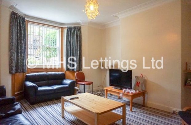 7 Bedroom Mid Terraced House for rent in St. Michaels Road - Photo 1