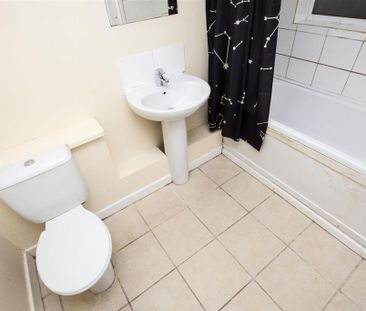 6 bedroom house to rent - Photo 5