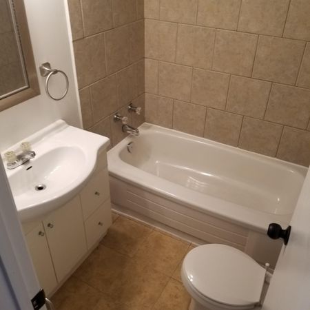 2-87 Churchill Street, Kingston, ON K7M 2L1 - Photo 4