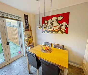 Padstow Road, Swindon, Wiltshire, SN2 - Photo 2