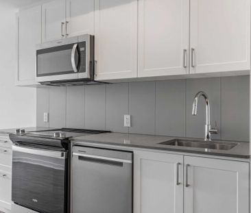 For Lease - 681 Yonge Street Unit# 303, Barrie, Ontario - Photo 2