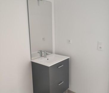 Location Appartement 1 pièce 32m² LUCE 28110 - Photo 5